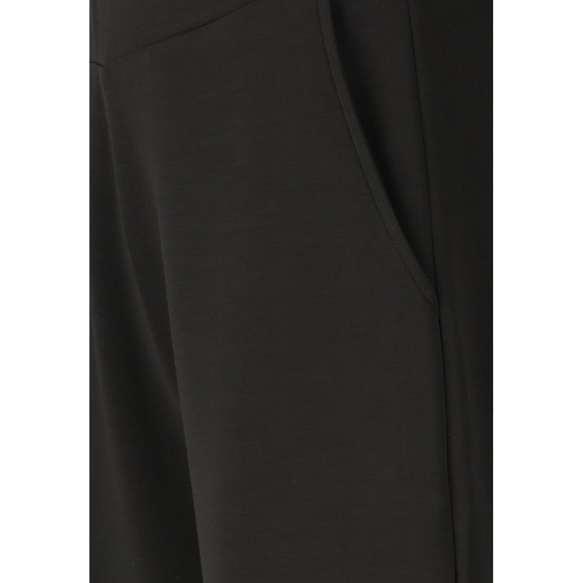 Wijde Broek Yunes Zwart – Pantalon – foto 2 | Six Senses