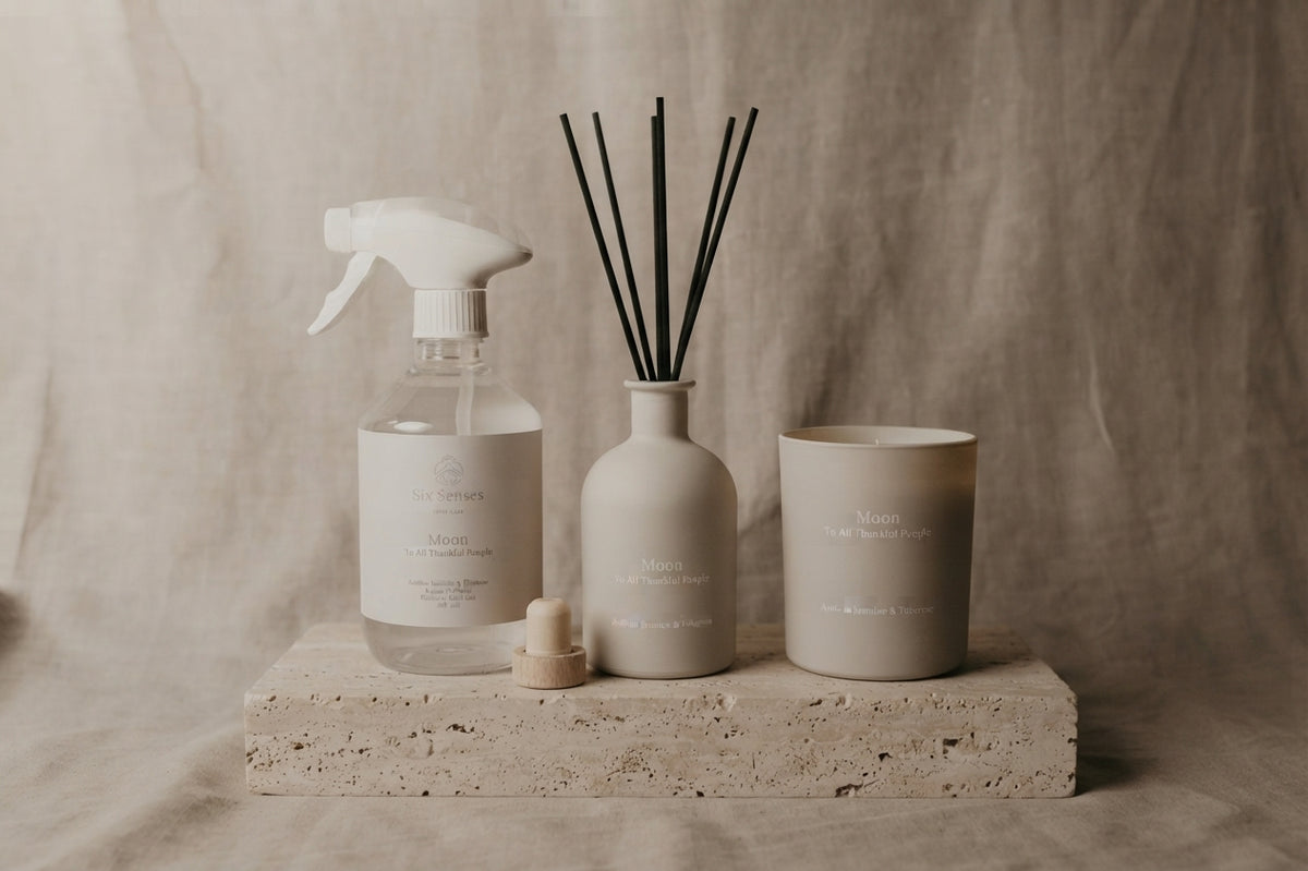 Geurkaars, Geurstokjes & Roomspray Set | Six Senses