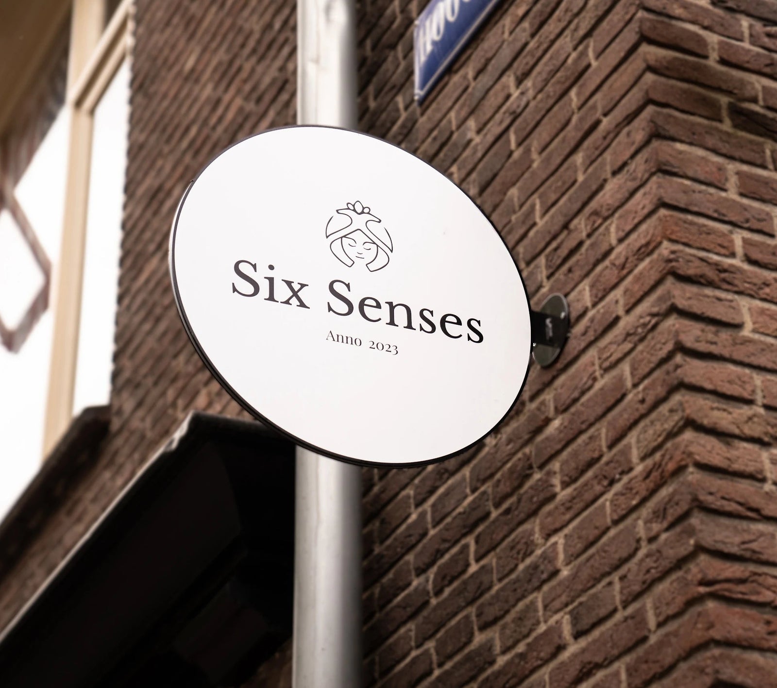 Atelier 
Six Senses